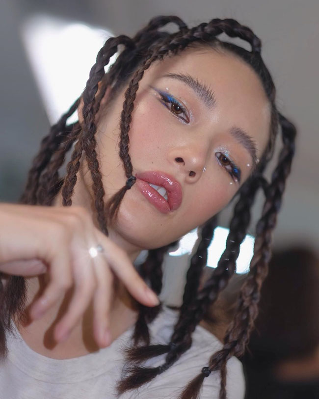 Lay-out trang điểm nhấp nhánh đẹp mê mẩn cho bữa tiệc cuối năm - 2