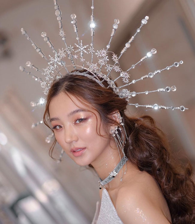 Lay-out trang điểm nhấp nhánh đẹp mê mẩn cho bữa tiệc cuối năm - 9