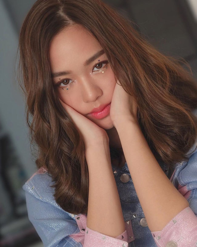 Lay-out trang điểm nhấp nhánh đẹp mê mẩn cho bữa tiệc cuối năm - 10