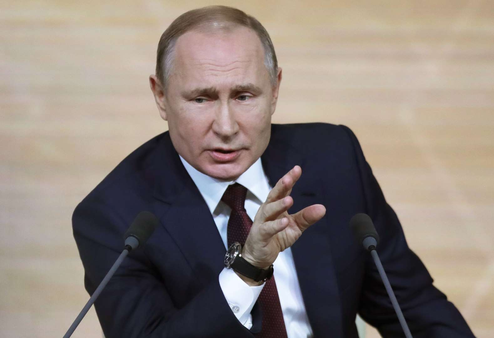 Tổng thống Putin cho rằng việc&nbsp;luận tội Tổng thống Trump là một viễn cảnh&nbsp;xa vời và sẽ sớm bị Thượng viện Mỹ bác bỏ (Ảnh: AP)&nbsp;