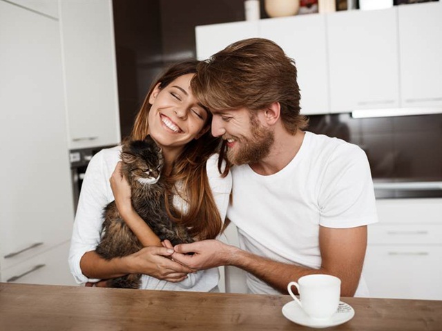 Bạn trẻ - Cuộc sống - Kiếm được bạn gái xinh như mộng nhờ chăm ảnh mèo lên mạng