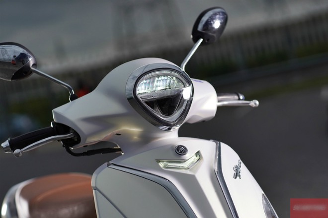 Chi tiết Yamaha Grand Filano Hybrid trắng tinh khôi, giá 49,5 triệu đồng - 3