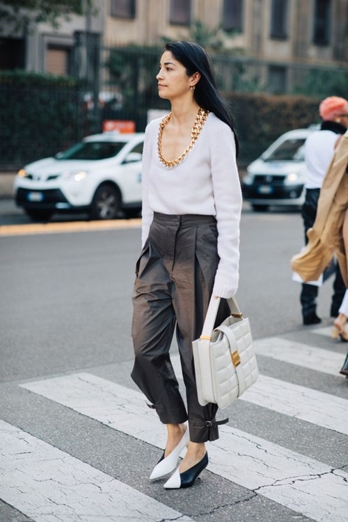 Dắt túi 1001 kiểu mặc gợi cảm mùa đông - 4