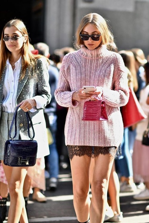 Dắt túi 1001 kiểu mặc gợi cảm mùa đông - 6