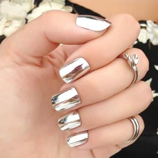 Tổng hợp những mẫu nail lấp lánh cực mới lạ cho Giáng sinh, nàng nào cũng mê - 7