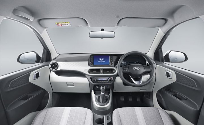 Cận cảnh Hyundai Aura mới được ra mắt tại Ấn Độ - 4