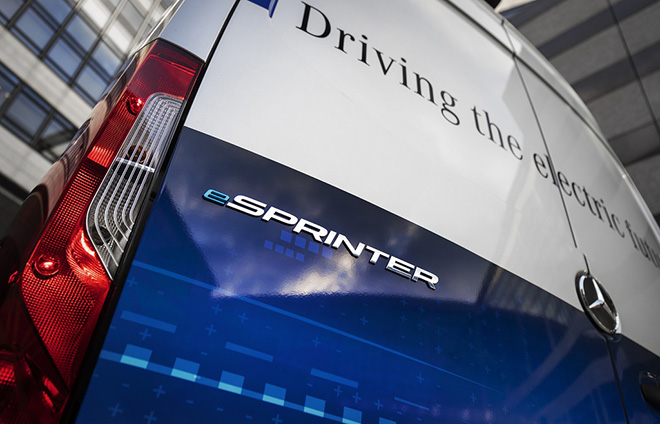 Mercedes-Benz ra mắt xe van sử dụng động cơ điện hoàn toàn tại châu Âu - 4