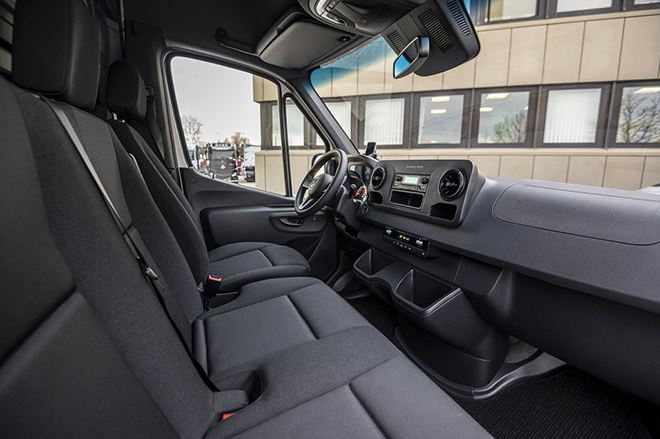 Mercedes-Benz ra mắt xe van sử dụng động cơ điện hoàn toàn tại châu Âu - 7