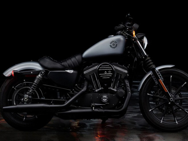 Harley-Davidson IRON 883 2020 trình làng: Khi đơn giản là đỉnh cao của sự tinh tế