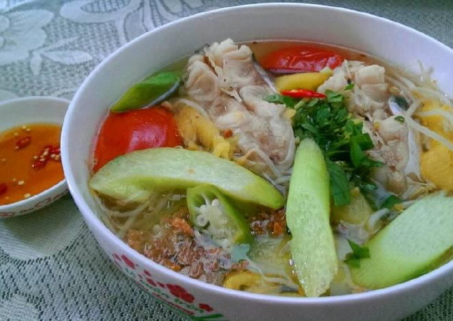 Canh chua cá bông lau bổ hư, dưỡng khí huyết...