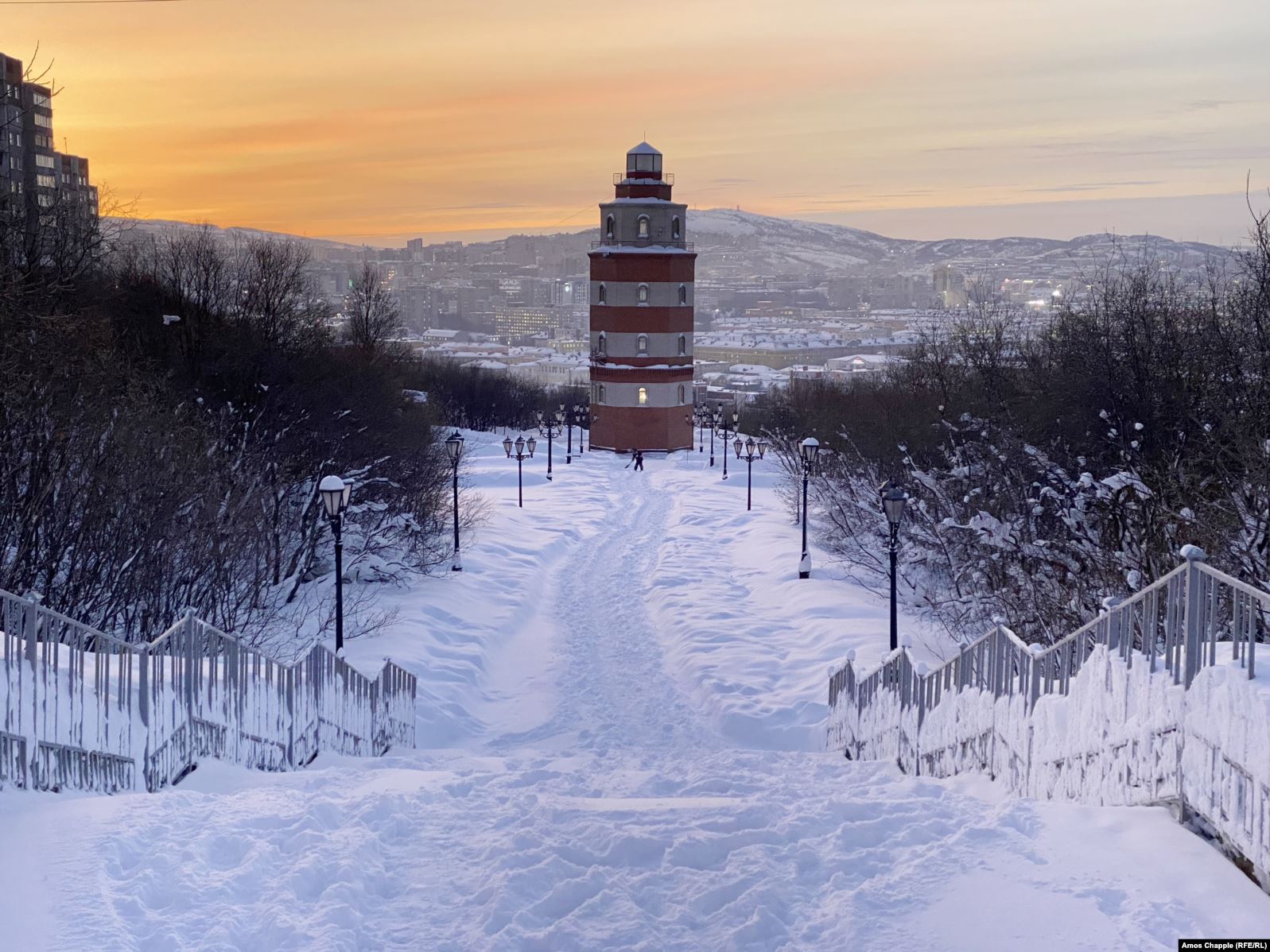 Cảnh tượng ở Murmansk thời điểm giữa trưa.