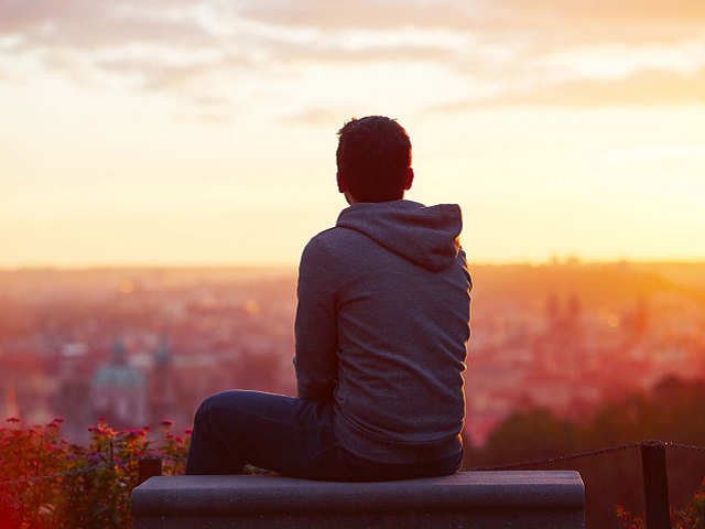 Nhịp sống trẻ - Thanh niên bị nhà bạn gái hắt hủi ngày Noel, dân mạng chúc mừng vì điều này