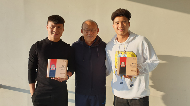 KGC có quà tặng đặc biệt cho HLV Park Hang Seo và các tuyển thủ U23 Việt Nam khi đội tập huấn ở Hàn Quốc