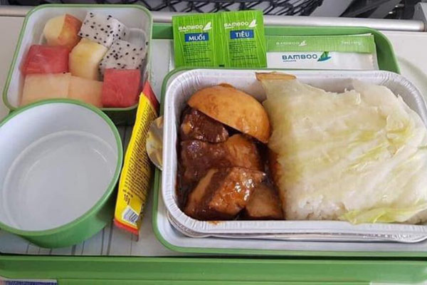Một suất ăn của Bamboo Airways