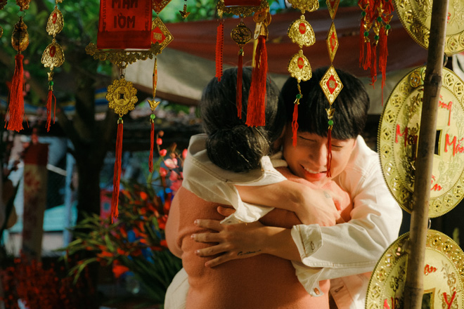 Sơn Tùng M-TP: “Tình yêu thương của bà là báu vật vô giá của cuộc đời tôi” - 1