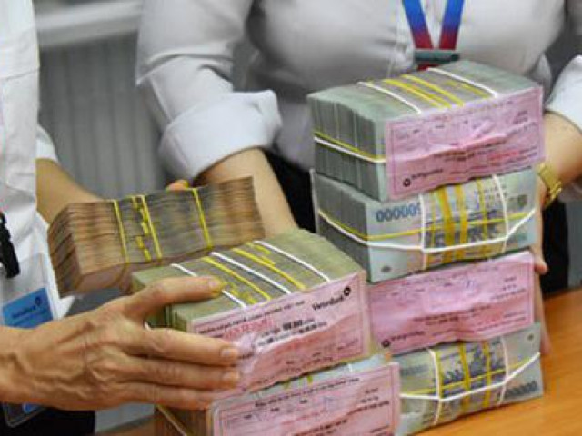 Kinh doanh - Cuối năm ngân hàng phát hành chứng chỉ tiền gửi lãi suất tới 9,3%/năm