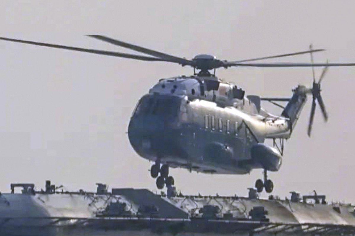 Trực thăng Z-18 của Trung Quốc.
