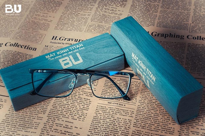 Ưu nhược điểm của việc cắt mắt kính cận mỏng mà bạn nên biết - 1