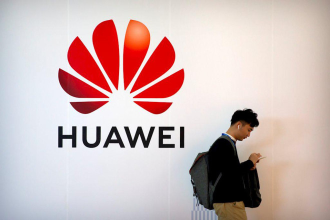 "WSJ đã công bố những thông tin sai lệch về Huawei dựa trên thông tin cũng bị sai lệch", Huawei tuyên bố.