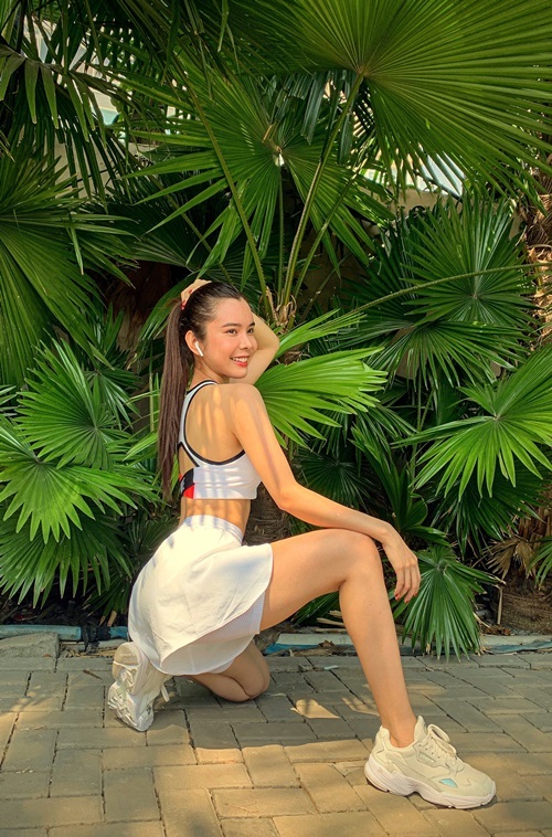 Hoa hậu Huỳnh Vy tập yoga và gym 6 buổi mỗi tuần - 5