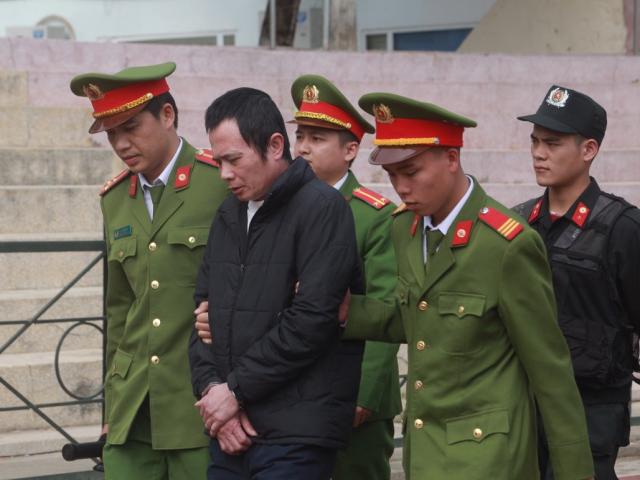 Pháp luật - Tâm trạng của 6 bị cáo sau khi bị VKS đề nghị án tử trong vụ nữ sinh ship gà