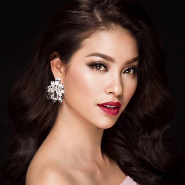 Phạm Hương chia sẻ nếu không trang điểm thì không cần tẩy trang.