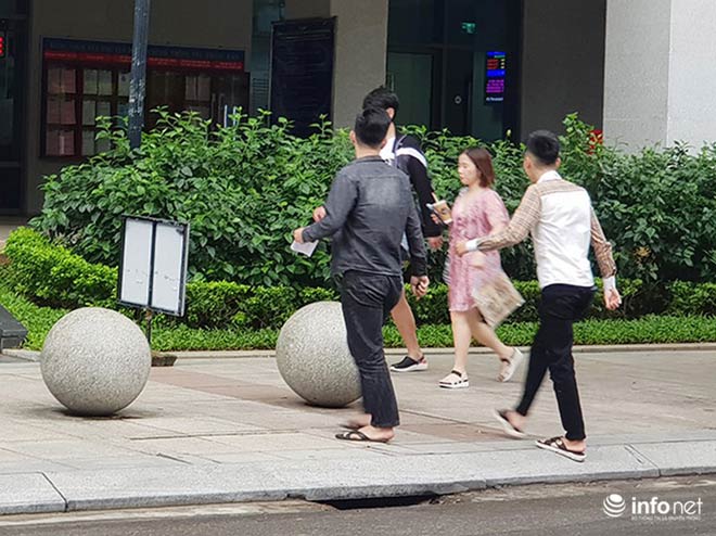 Nên di dời 43 quả cầu đá "quây" trước Trung tâm Hành chính TP Đà Nẵng? - 10