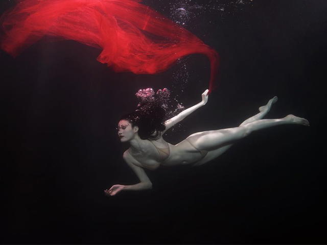 Làm đẹp - "Bảo vật phương Đông" đủ chuẩn hoàn mỹ mây thua nước tóc, tuyết nhường màu da