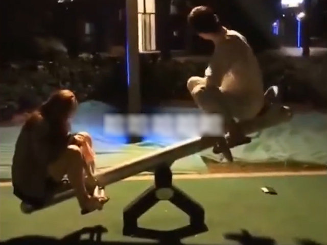 Video Clip Cười - Lý do mà các cô gái lựa chọn một chàng trai mạnh mẽ