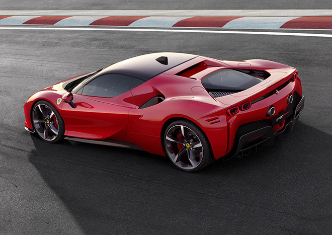 Ferrari cho rằng sản xuất siêu xe dành riêng cho phụ nữ là một sai lầm - 2