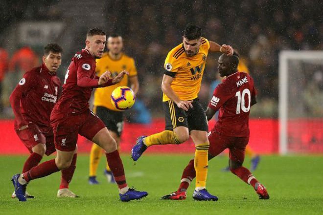 Lần gần nhất tiếp đón Wolves ở Anfield hồi tháng 5 năm nay ở lượt về giải Ngoại hạng Anh mùa trước, Liverpool đã thắng "Những chú Sói" 2-0