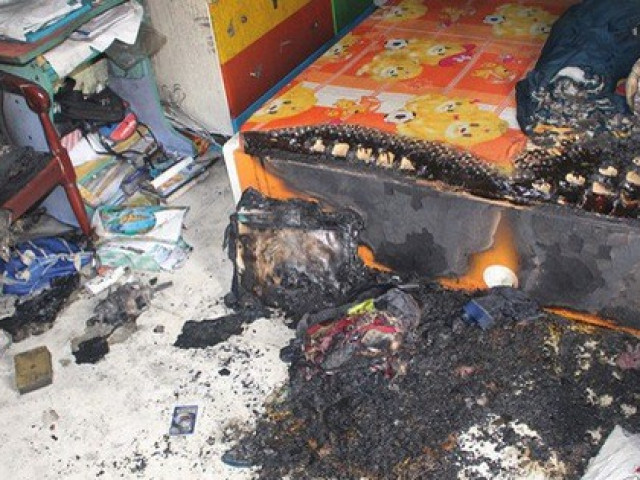 Tin tức trong ngày - Nổ lớn tại nhà, nam sinh tử vong