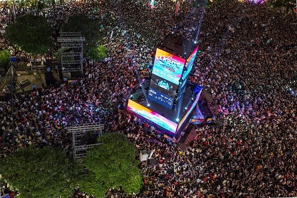 Tết Dương lịch 2020 "đi đâu đu đưa" tại TP.HCM cho sang chảnh lại tiết kiệm? - 5