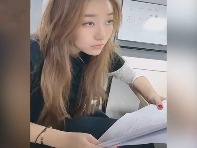 Video Clip Cười - Nguyên nhân khiến các cô gái "thiếu ngủ" vào mỗi buổi sáng