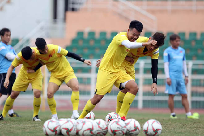 Hậu vệ Thành Chung tiết lộ U23 Việt Nam đang dần thích nghi với ý đồ chiến thuật của thầy Park&nbsp;