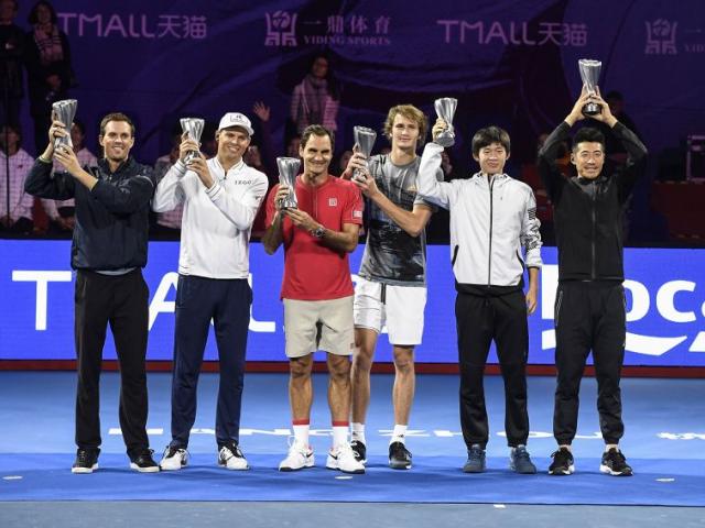 Thể thao - Federer cực khỏe gây sốt Trung Quốc: Hạ Zverev rồi đọ sức "Rắn 2 đầu"