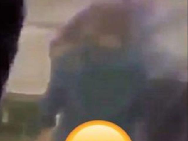 Phi thường - kỳ quặc - Cô gái xấu hổ vì "mây mưa" trong hộp đêm mặc 500 người đang "quẩy"