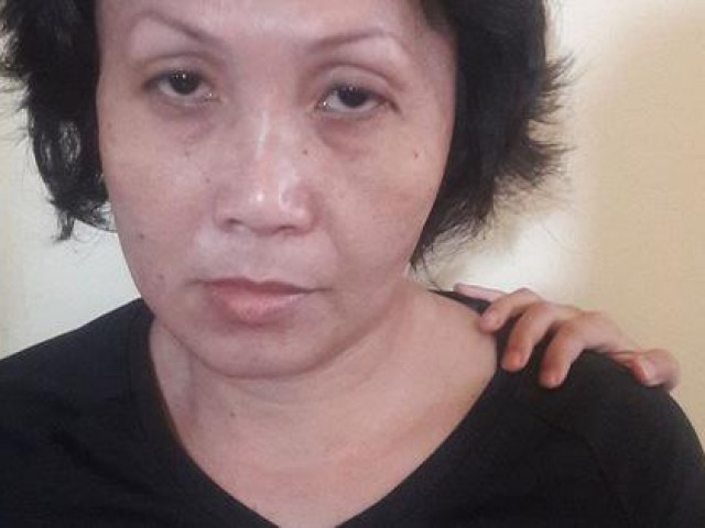 Pháp luật - Bắt giữ người phụ nữ xúi "con nuôi" trộm túi tiền của bà bán cà phê vỉa hè