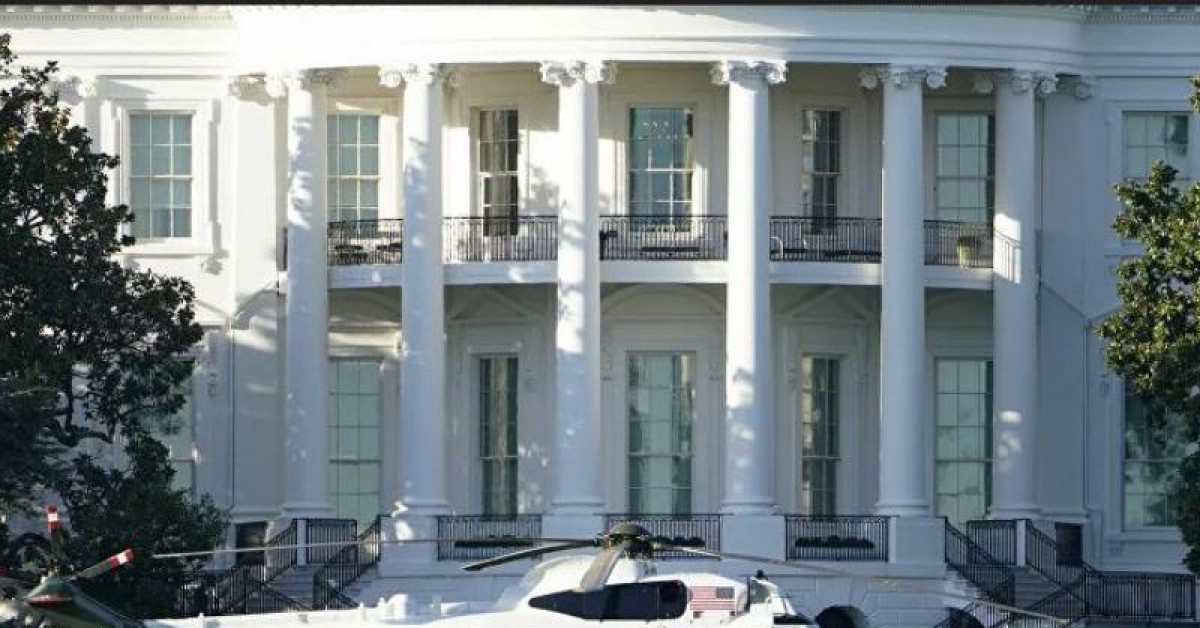 Thế giới - Ông Trump được chuyển đến bệnh viện sau khi sốt cao