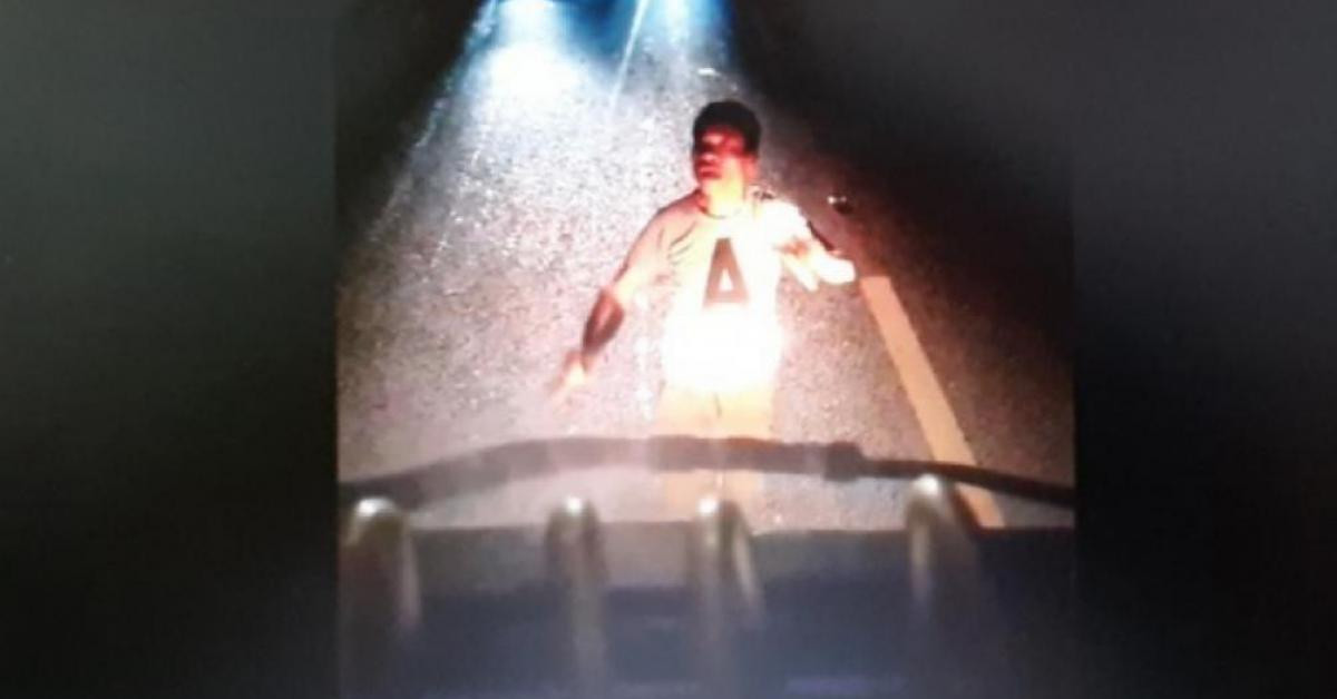 Tin tức trong ngày - Công an Lạng Sơn truy tìm thanh niên say xỉn, cầm dao chặn xe trên QL1A