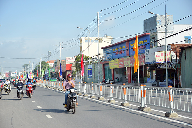 Dự án nâng cấp, mở rộng đường Tô Ký dài 2,4km, có chi phí xây dựng 217 tỷ đồng và kinh phí giải phóng mặt bằng 204 tỷ đồng.