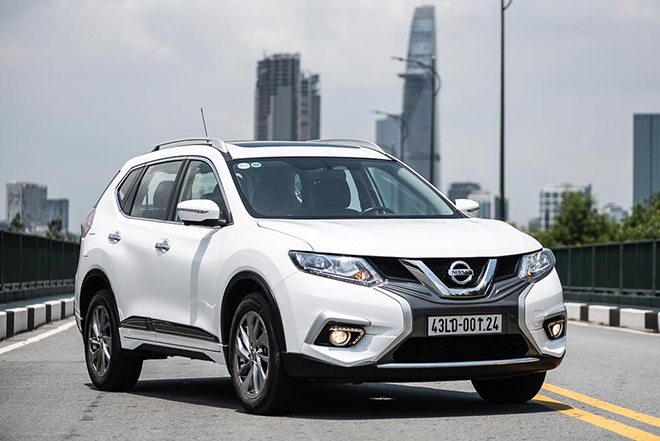 Nissan X-Trail được giảm giá "sập sàn" gần trăm triệu đồng - 2