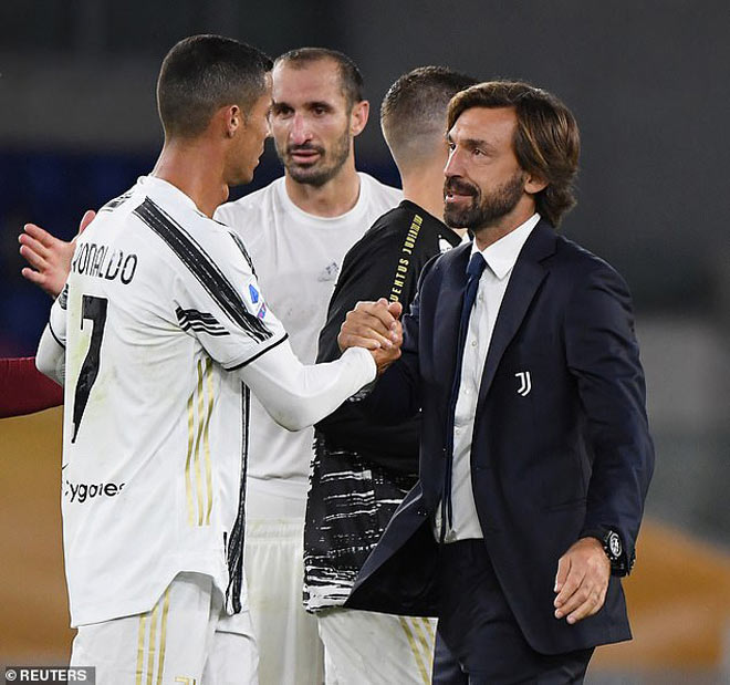 Ronaldo được khen 300 năm sau vẫn nổi tiếng, bất ngờ "nịnh" thầy mới Pirlo - 3