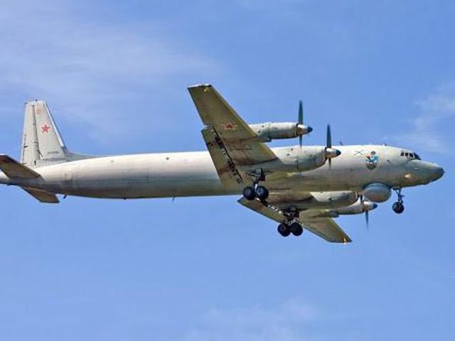 Media - Máy bay chống ngầm IL-38 ném bom, rải ngư lôi trên Thái Bình Dương