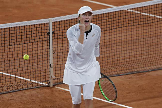 Swiatek sở hữu cú đánh hay nhất ngày 8, Roland Garros