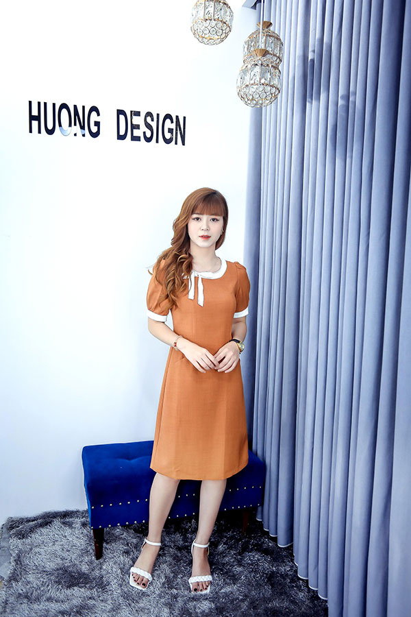 Váy basic giảm giá 15% để tri ân khách hàng cũ nhân dịp 20/10.