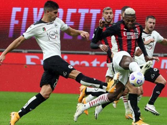 Bóng đá - Video highlight trận AC Milan – Spezia: Hiệp 2 bùng nổ, chạy đà hoàn hảo