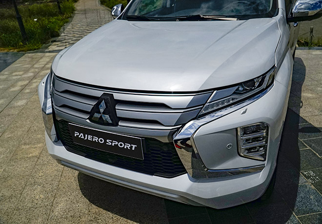 Mitsubishi Pajero Sport mới ra mắt tại Việt Nam, giá từ 1,1 tỷ đồng - 6