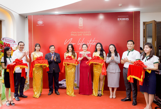 Quang cảnh lễ cắt băng khai trương căn hộ mẫu Phuc Dat Tower