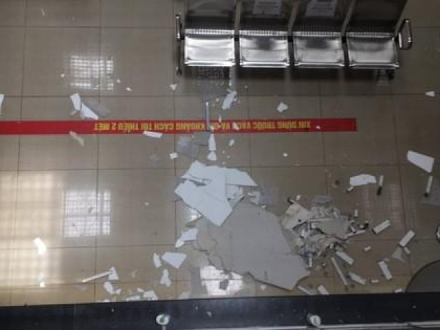 Tin tức trong ngày - Vì sao trần bệnh viện ngàn tỉ bị sập khiến bệnh nhân hú vía?